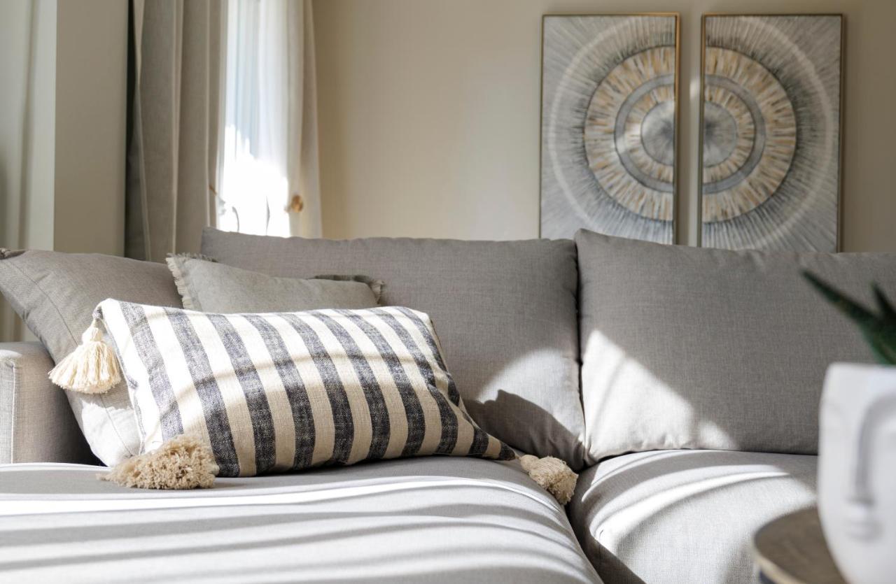 Acropolis Deluxe 2Br Apartment Athens Ngoại thất bức ảnh