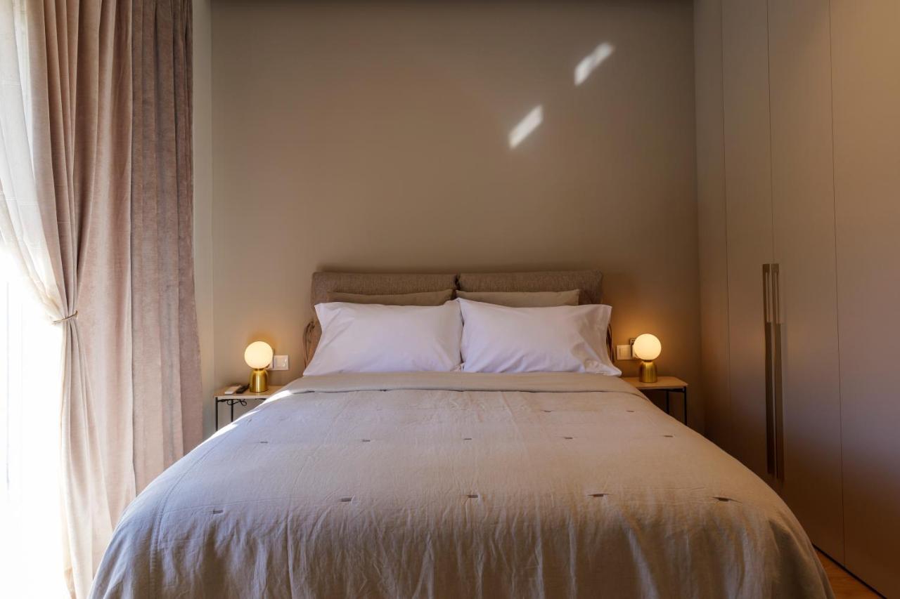 Acropolis Deluxe 2Br Apartment Athens Ngoại thất bức ảnh